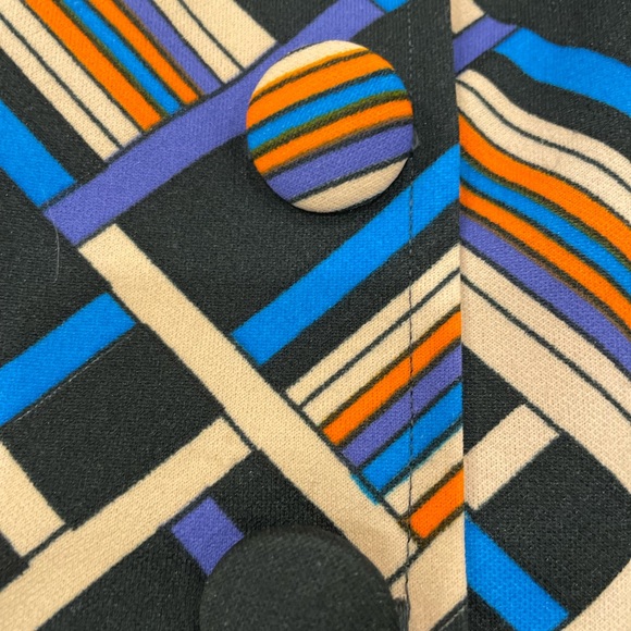 Fabulous vintage button down sleeveless top - Picture 3 of 10